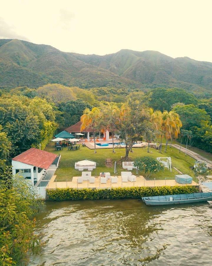 San Marcelino De Las Rosas Boqueron de Tena Exterior foto